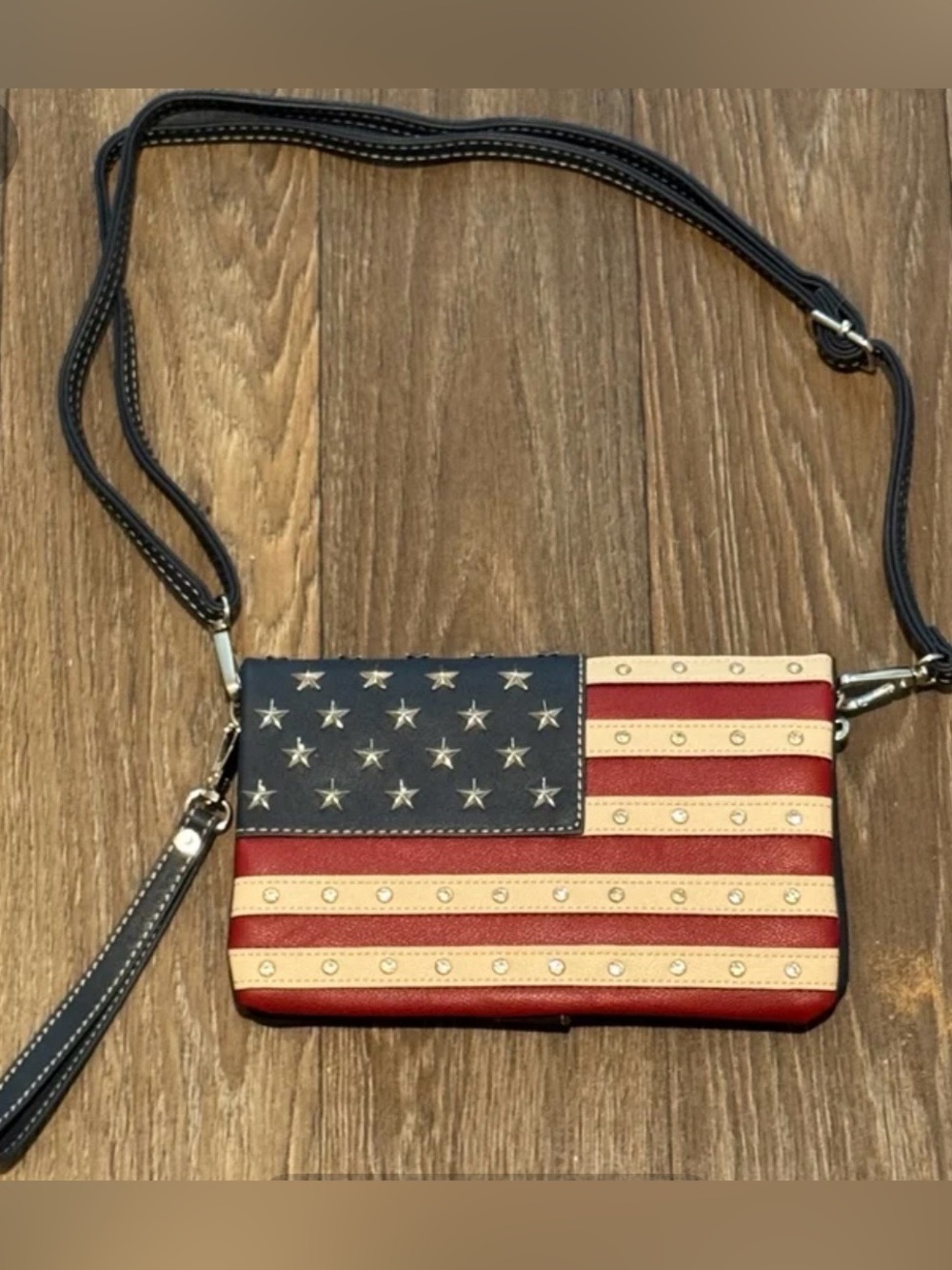 USA Wallet Crossbody Wristlet Stars and Stripes Flag American Patriot Pride